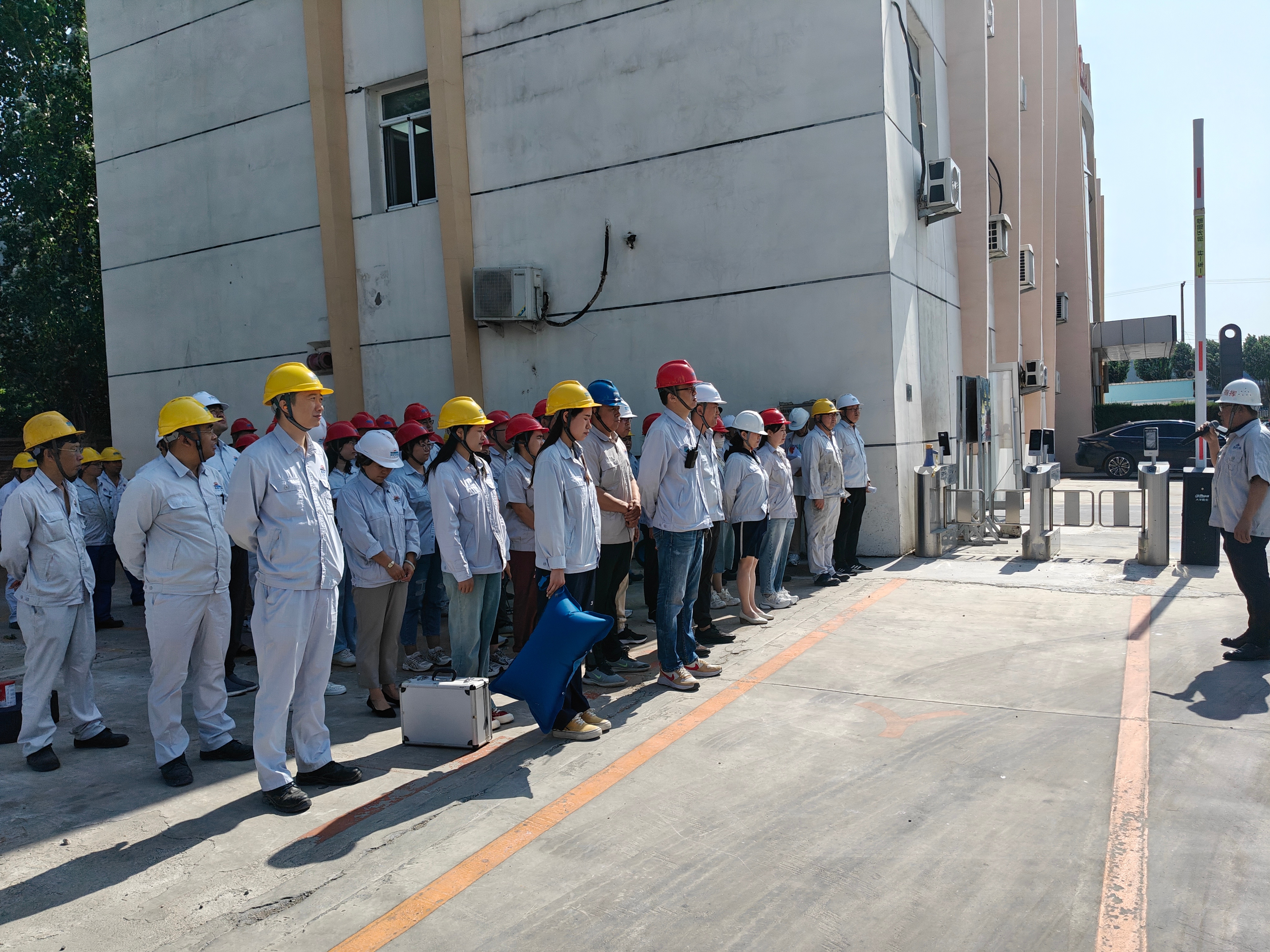 黎明氣體集團沈陽洪生公司成功舉行2025年度安全生產應急演練